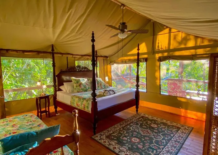 Colina Secreta - Glamping And Villas
